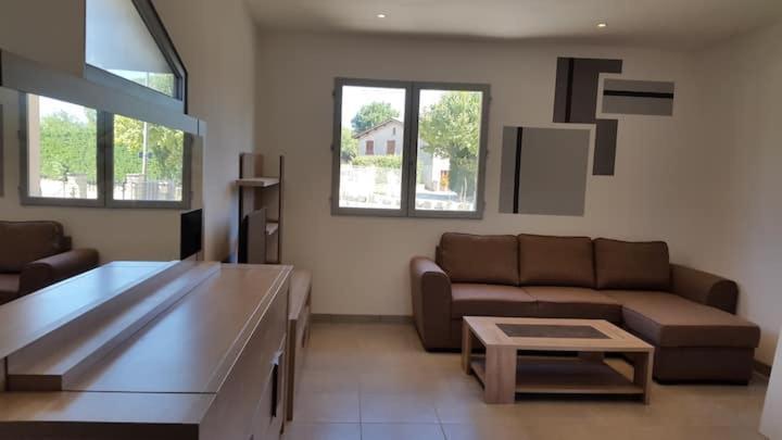 Studio Climatise Avec Terrasse Et Wi Fi . Apartment Saint-Marcel-Les-Valence Exterior photo